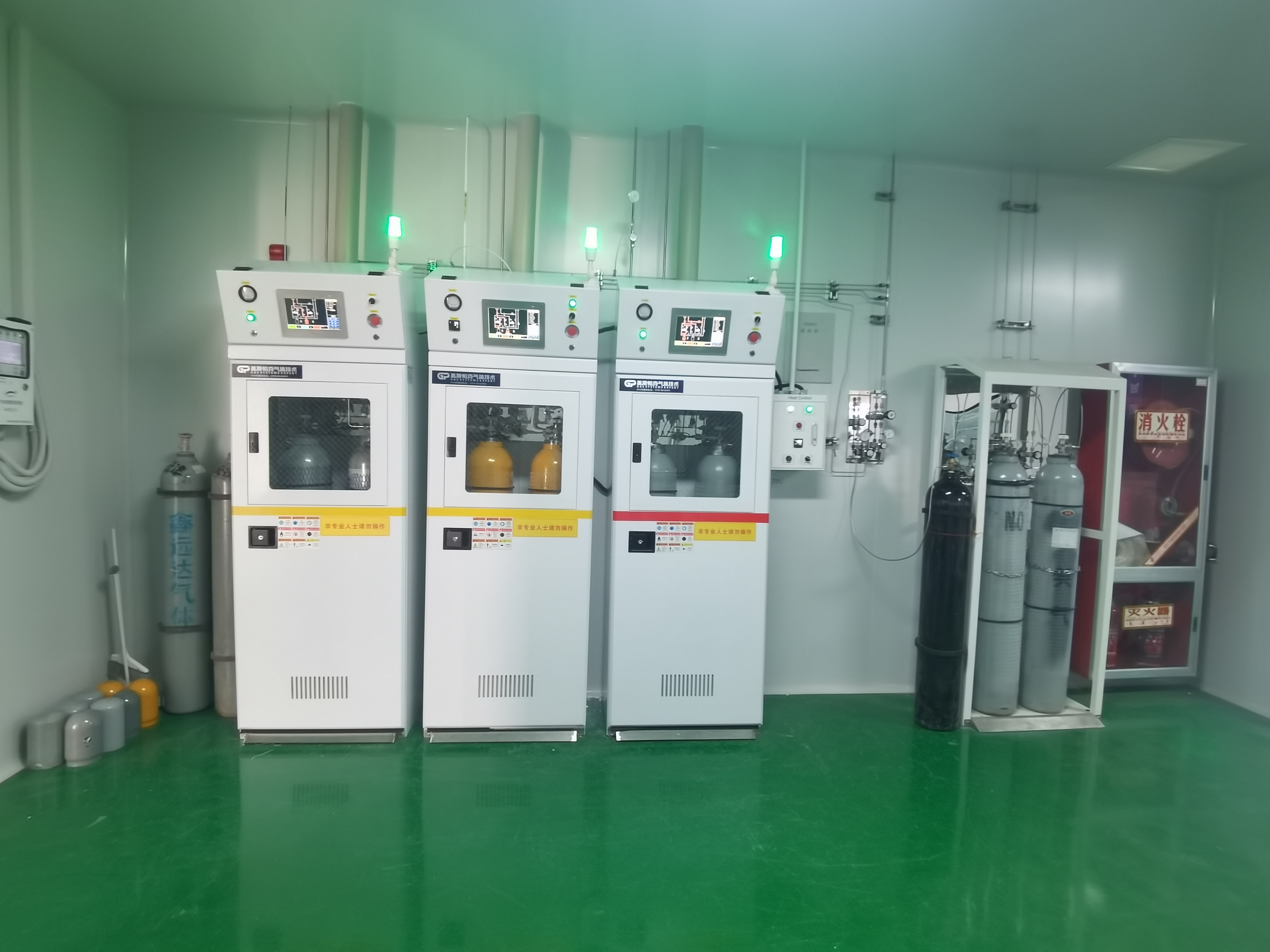 Y瓶特气供应系统核心性能及适用场景分析